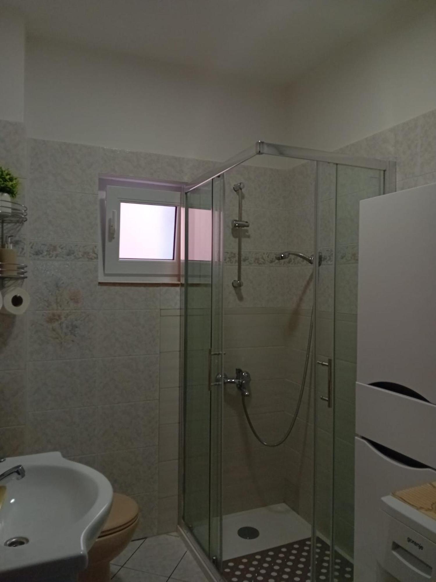 Apartment Plitvice Starigrad Paklenica Eksteriør billede