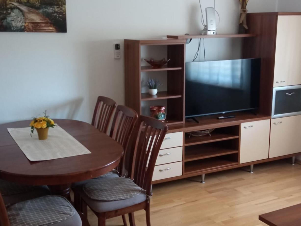 Apartment Plitvice Starigrad Paklenica Eksteriør billede